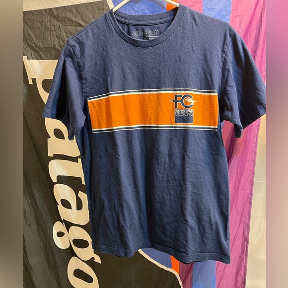 PATAGONIA - Limited Edition Fletcher Chouinard Patagonia T Shirt EUC - Picture 1 of 6